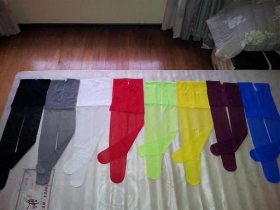 �ع�˿�������ɫ����